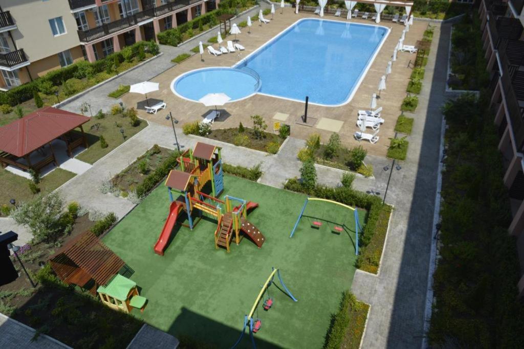 Апартаменти Кралеви В Шато Ахелой Exterior foto